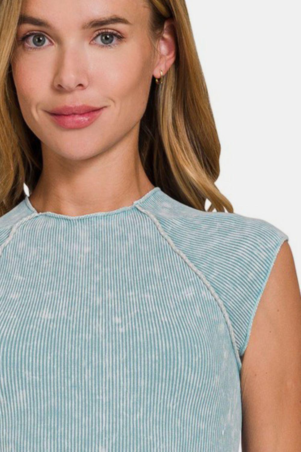 Zenana Ribbed Round Neck Cropped Top.