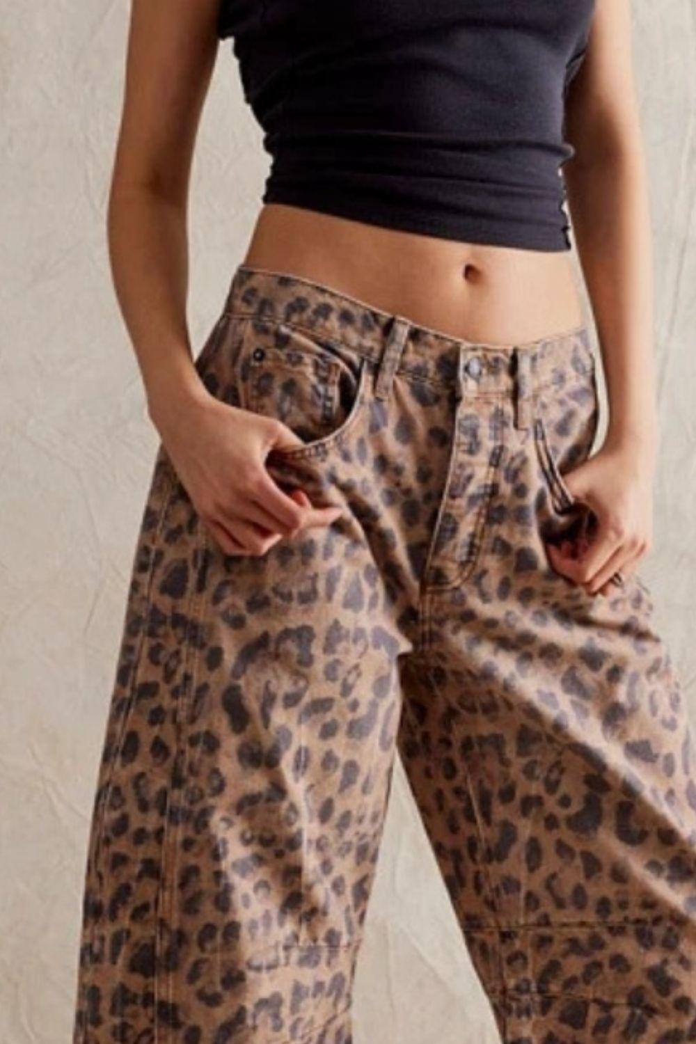 Wide Leg Jeans with Pockets - SHANKARA CHÉRIE