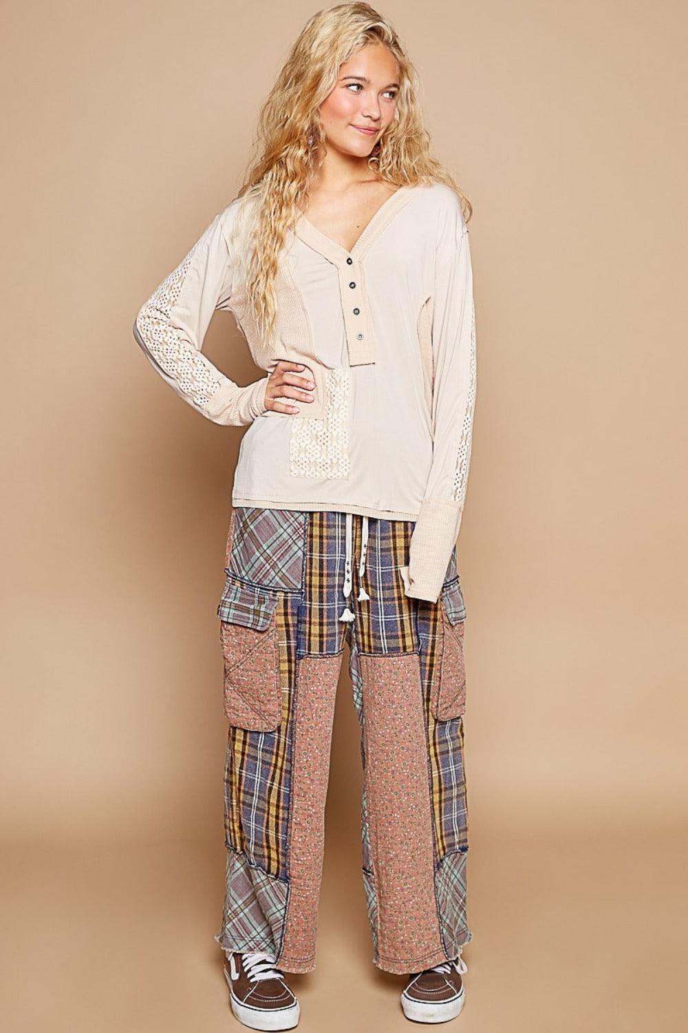 V-Neck Long Sleeve Floral Contrast Top.