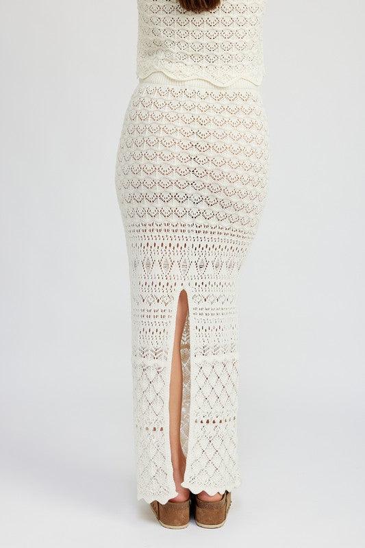 FITTED CROCHET MAXI SKIRT WITH SLIT.