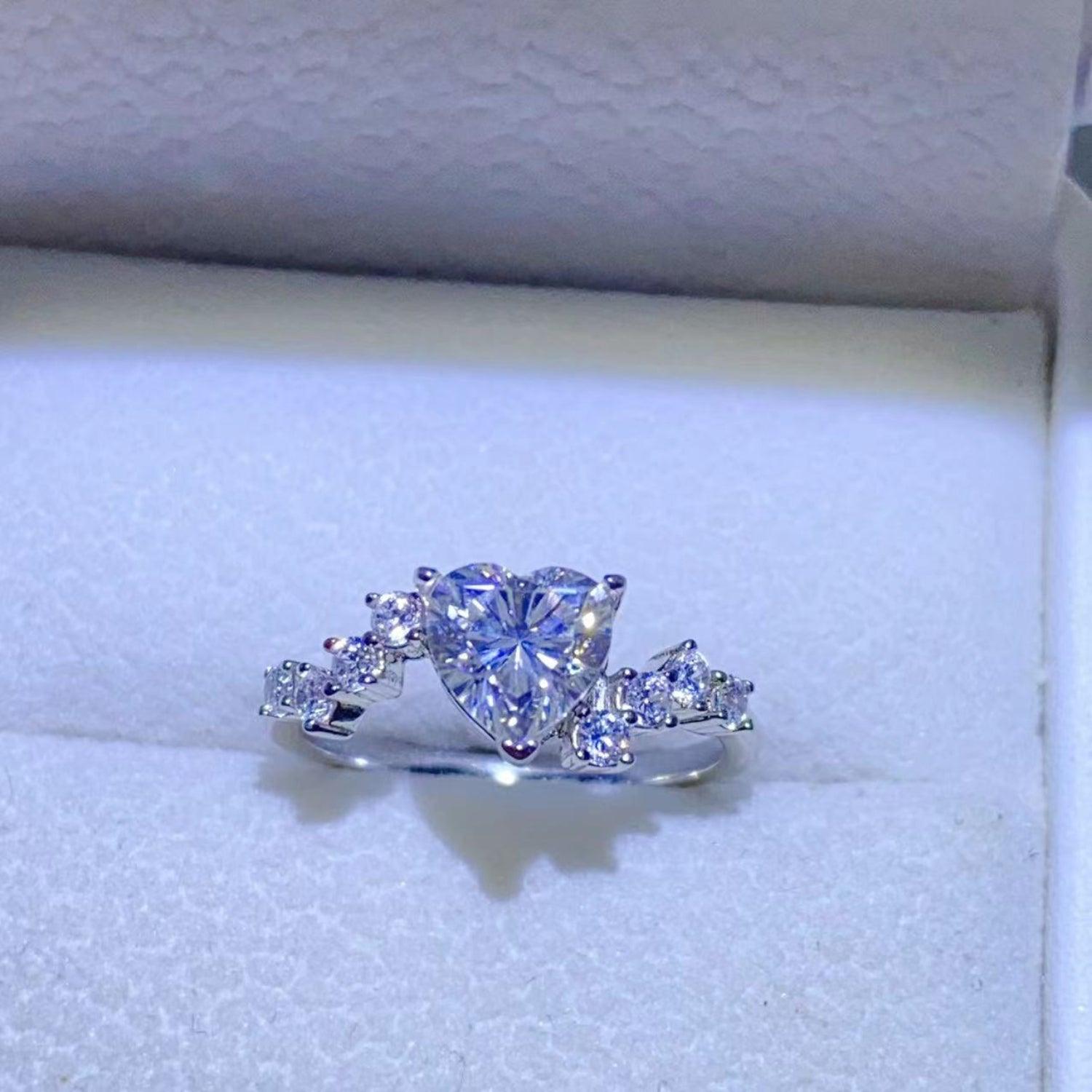 1 Carat Moissanite 925 Sterling Silver Ring.