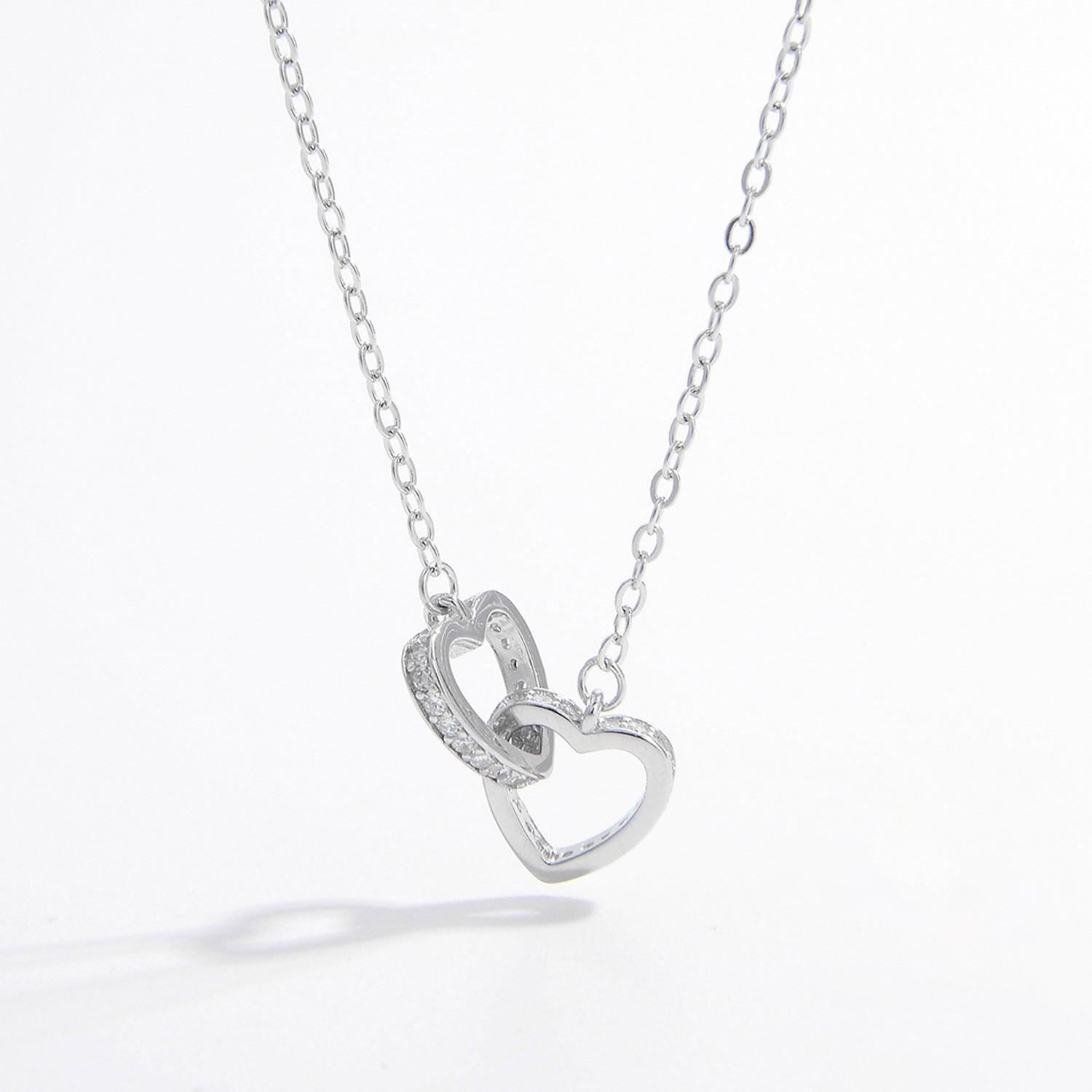 925 Sterling Silver Inlaid Zircon Heart Necklace.