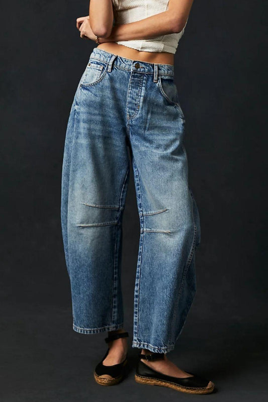 Wide Leg Jeans with Pockets.