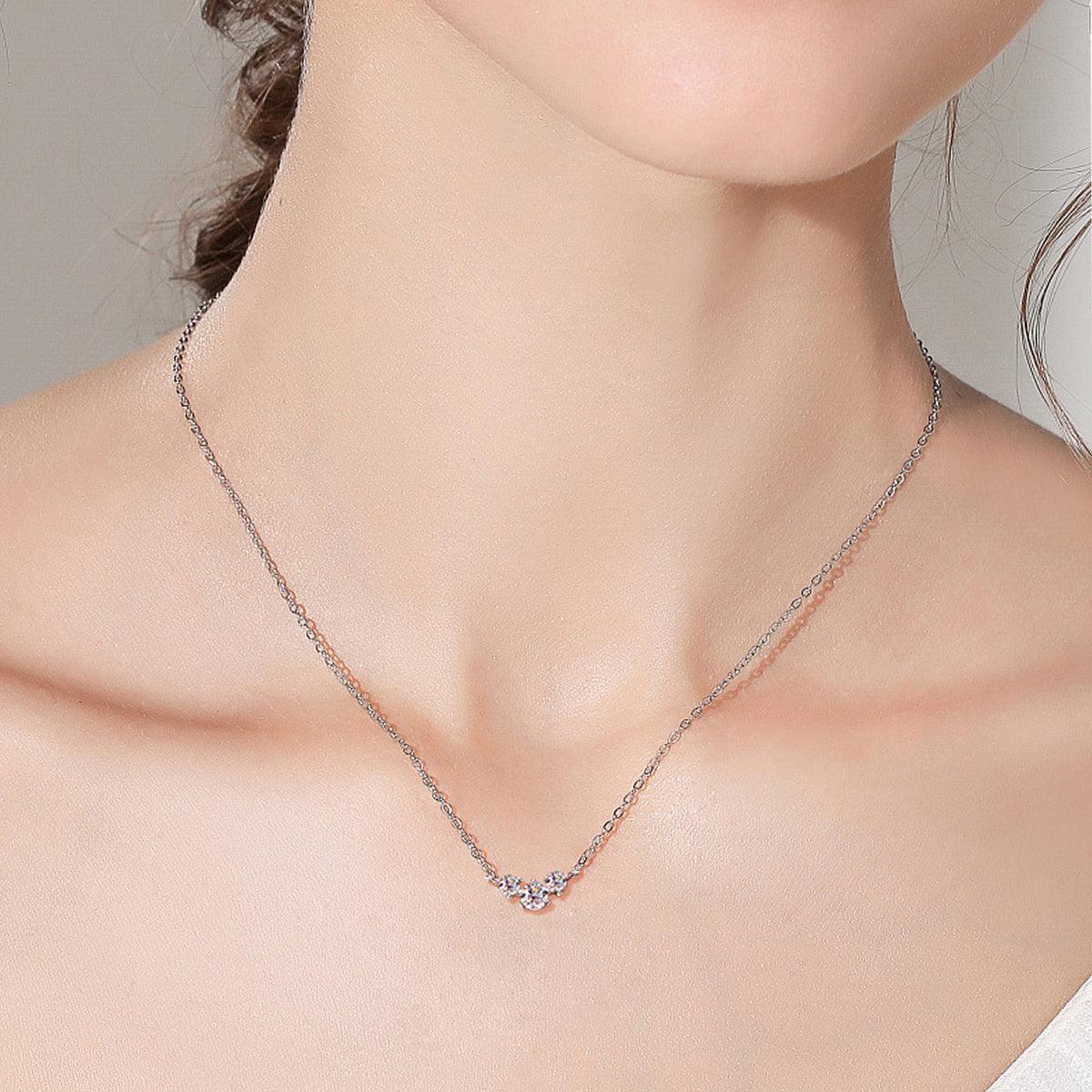 925 Sterling Silver Inlaid Moissanite Necklace.