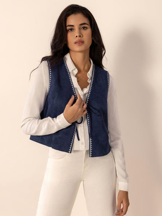 Tied Contrast Trim Vest.