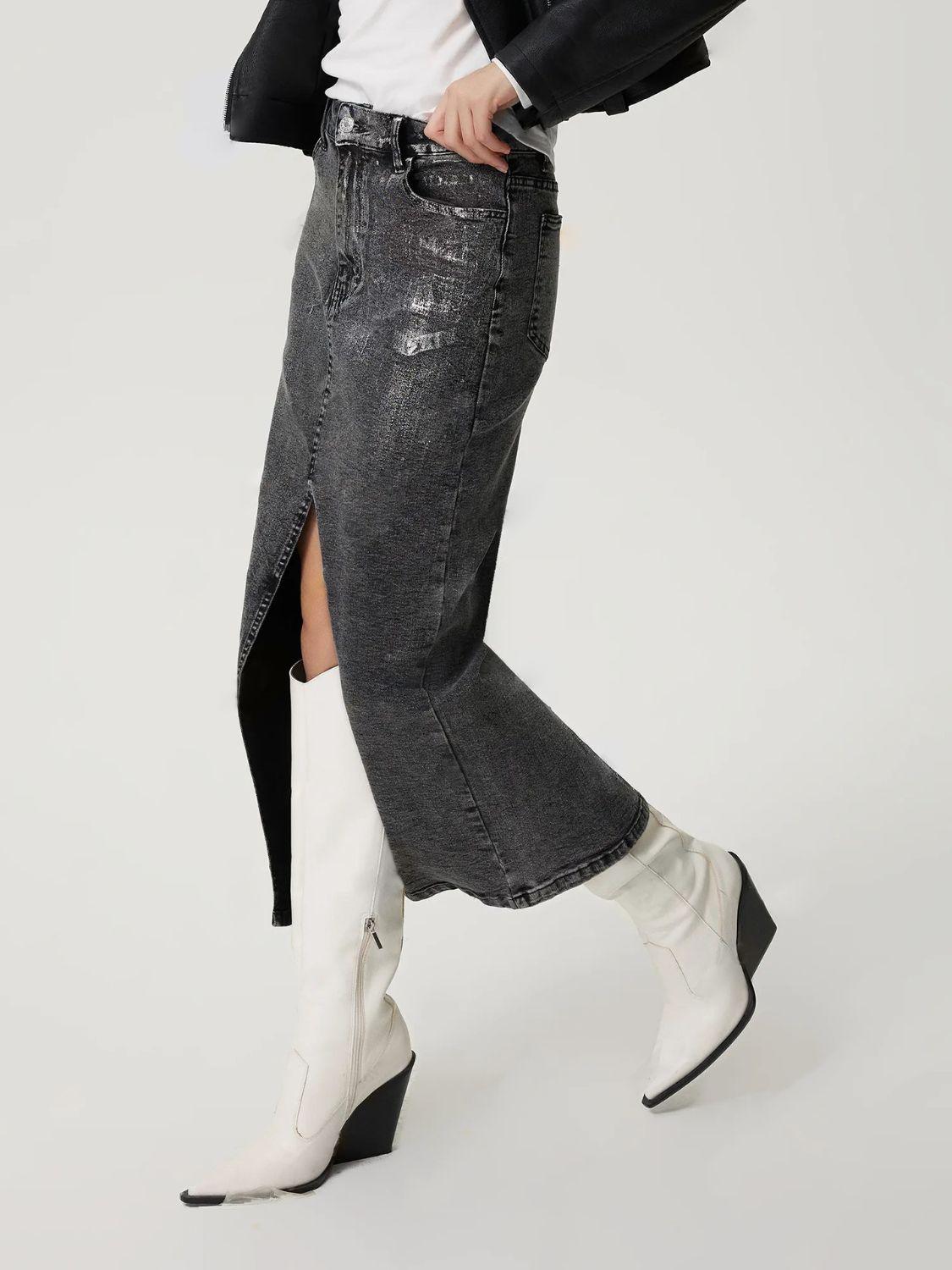 Slit Midi Denim Skirt with Pockets.