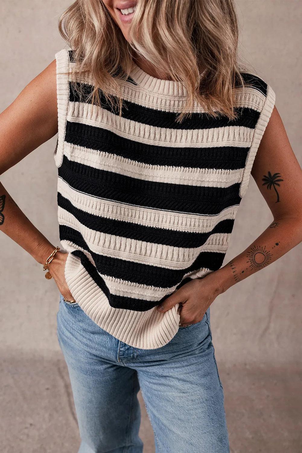 Color Block Round Neck Sweater Vest - SHANKARA CHÉRIE