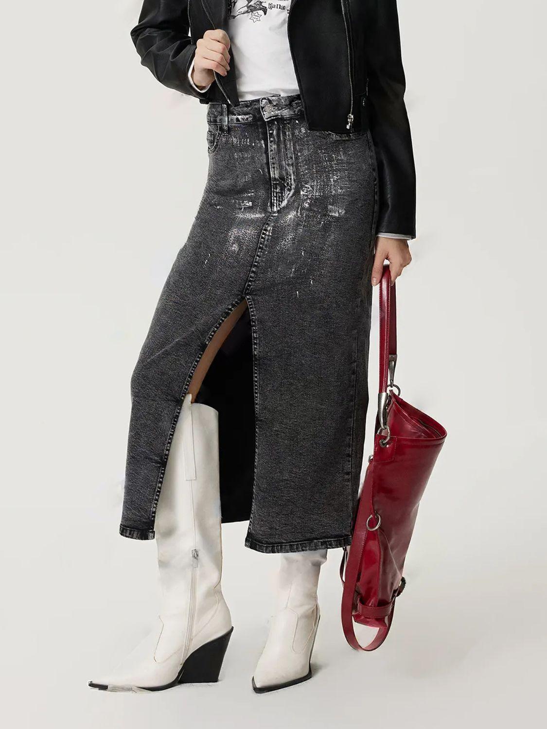 Slit Midi Denim Skirt with Pockets.