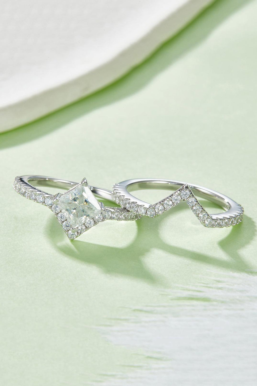 1 Carat Moissanite 925 Sterling Silver Double Layered Ring.