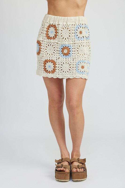 HIGH WAIST CROCHET MINI SKIRT.