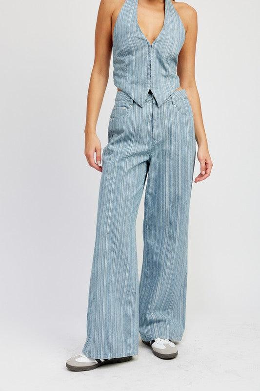 MID RISE WIDE LEG PANTS.