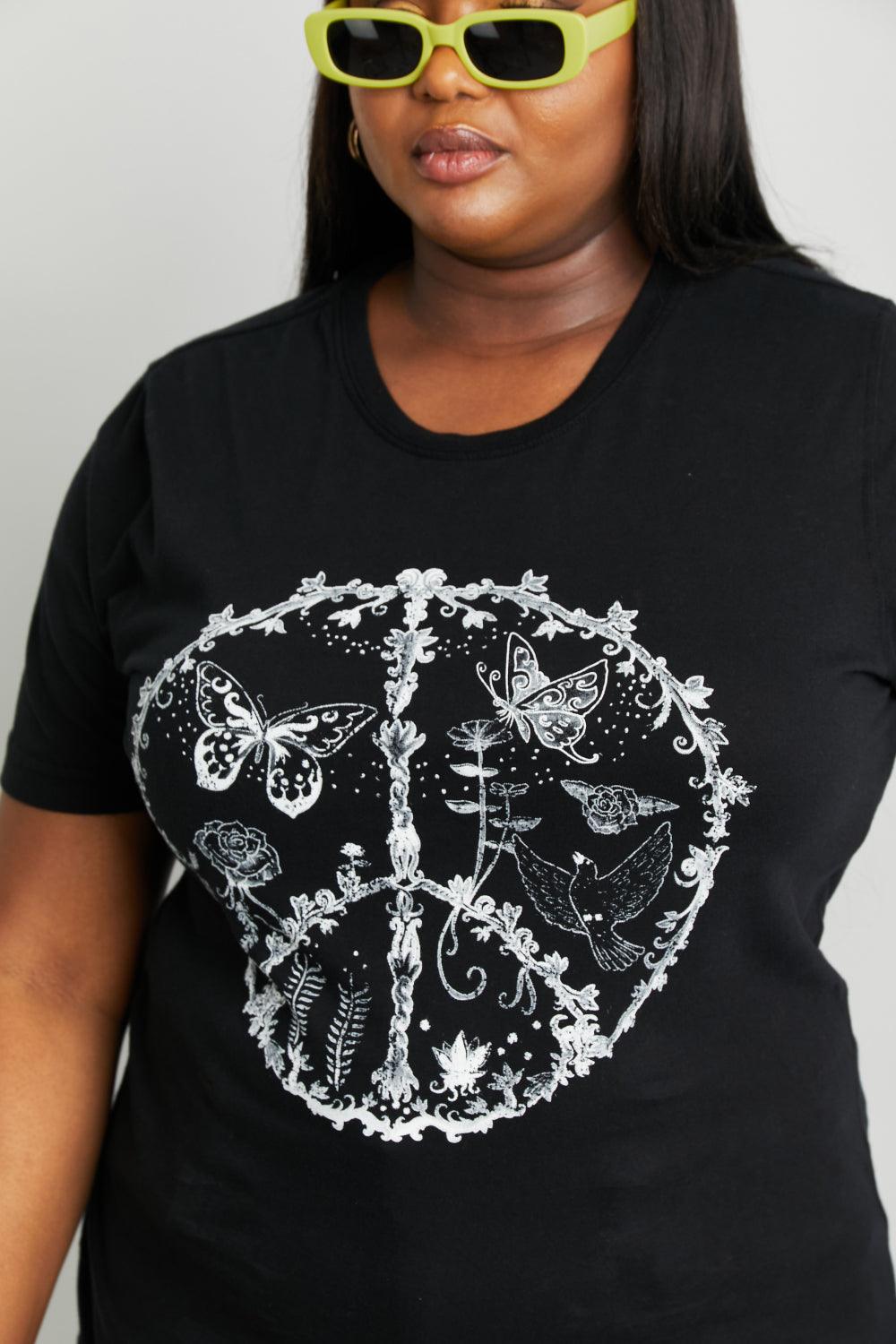 mineB Full Size Butterfly Graphic Tee Shirt - SHANKARA CHÉRIE